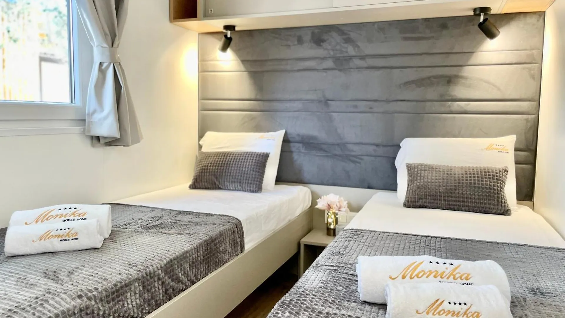 Mobile Home Nika & Monika Biograd Na Moru